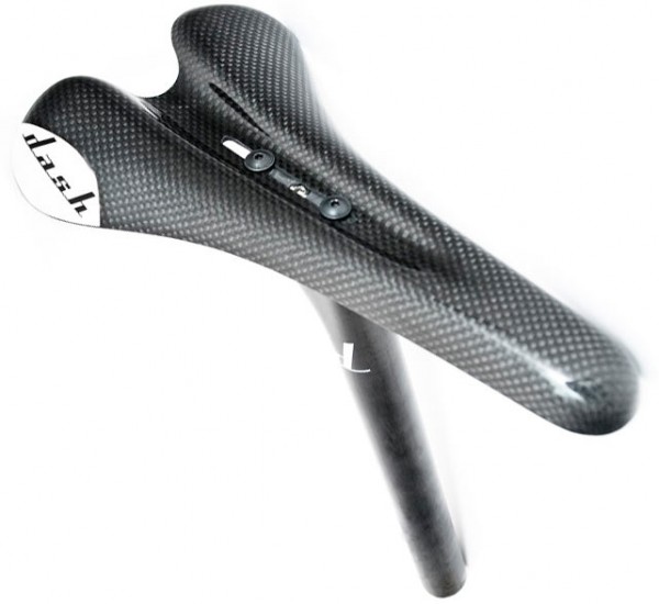 Dash-Cycles-S4-carbon-saddle-seatpost-combo2-600x550