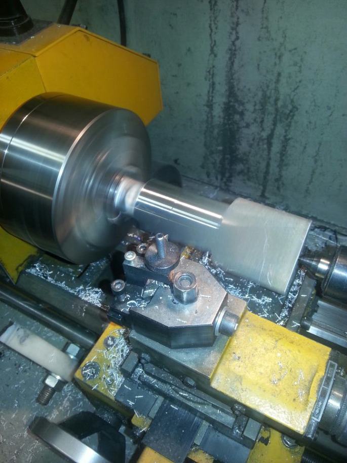 295461_276548045808031_1371386137_n