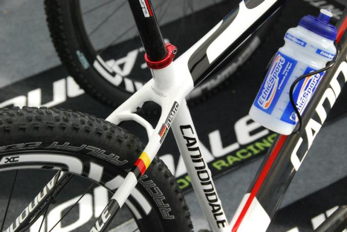 577253_587992557897348_1795635722_n