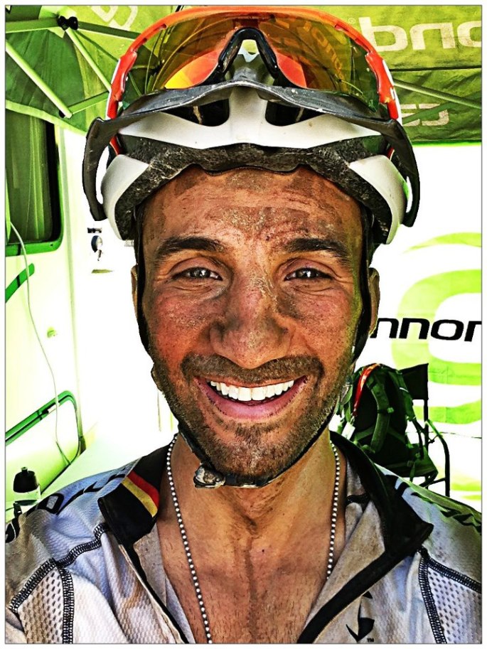 381572_478000305587450_558222950_n