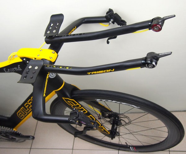 Culprit-Legend-Triathlon-bike-aero-bars02-600x497