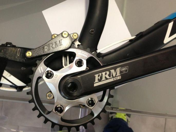 10889_243793259093595_1083442753_n