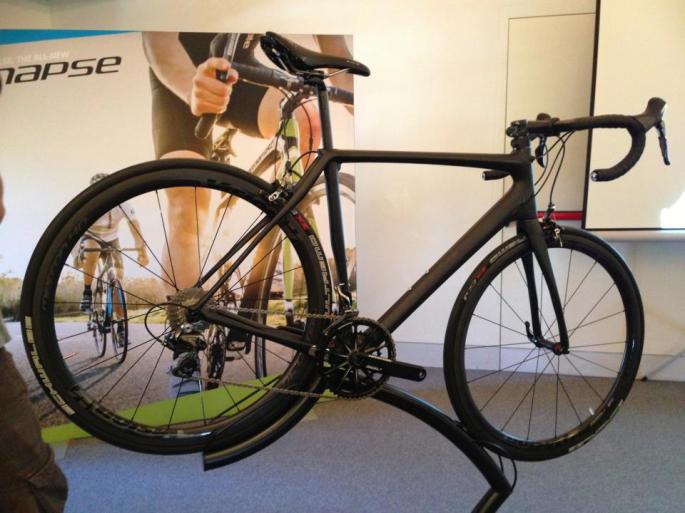 529576_593393027338109_1105072370_n