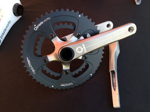 Praxis-R-Series-road-bike-cranksets01-600x450