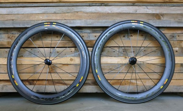 Mavic-CXR60-clincher-aerodynamic-road-tri-wheels01-600x364