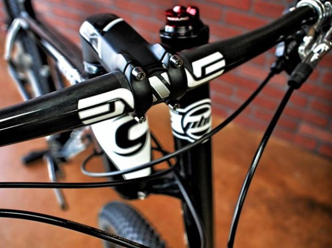 525566_276268949170404_754033642_n