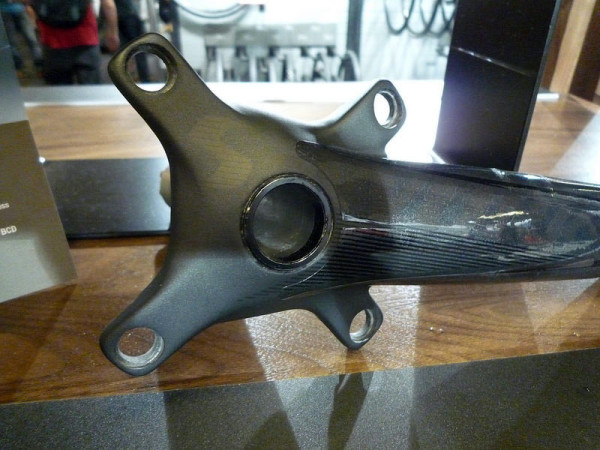 2015-specialized-s-works-carbon-mountain-bike-crankset1-600x450