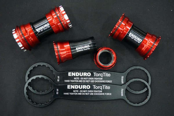 enduro-bearings-torqtite-threaded-pressfit-bottom-brackets01-600x399